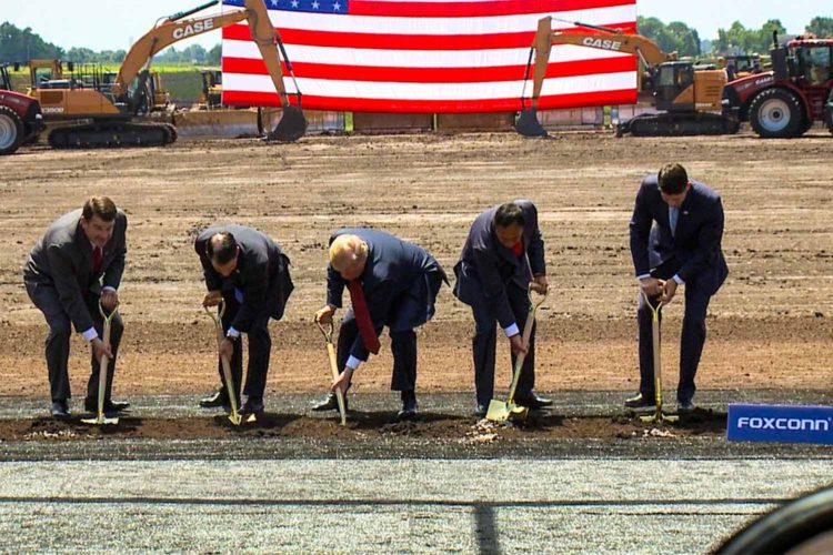 President Trump visits Wisconsin for Foxconn groundbreaking