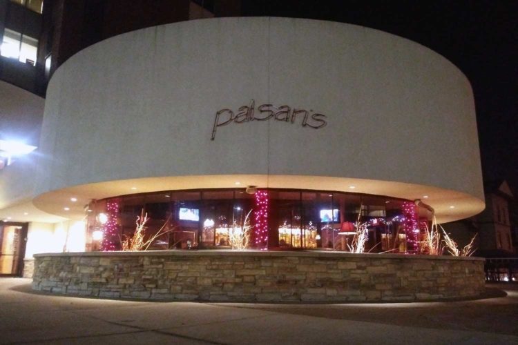 Paisan’s happy hour has cheap drinks, not-so-much Italian food